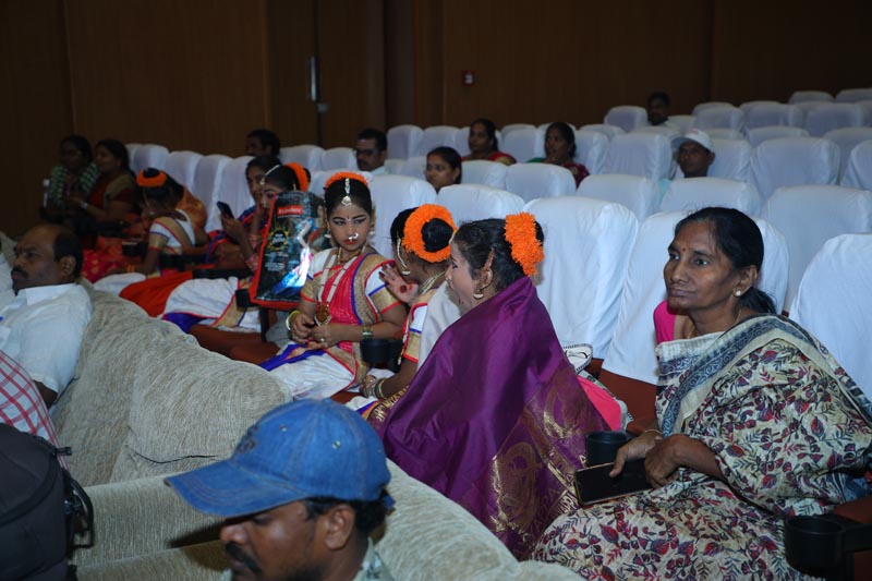 Sri Mulugu Ramalingeshwara Varaprasad Siddhanti was honoured with Jyotishyasastra Vignana Visharadha at Tummalapalli Kalakshetram, Vijayawada (181)